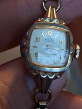 Ladies Swiss Watch 17 Jewels