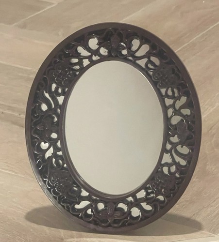 Celtic knot oval faux wood - celtic,