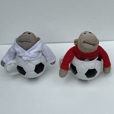 PG Tips Monkeys ? Football Mugs with Soft Toy Christmas Jumper & Dressing Gown.