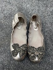 Silver/Bronze Elasticated Flat