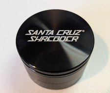 Santa Cruz Black Shredder
