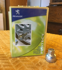 PEUGEOT LOCKING WHEEL NUT