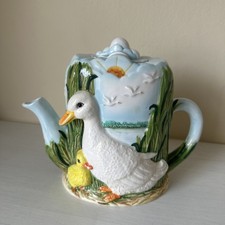 Annie Rowe Leonardo collection