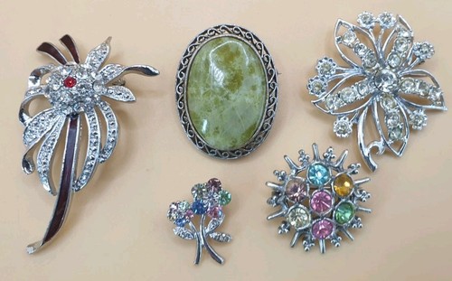 Vintage brooch mixed lot - brooch.,