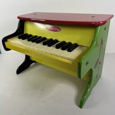 Melissa & Doug Learn To Play