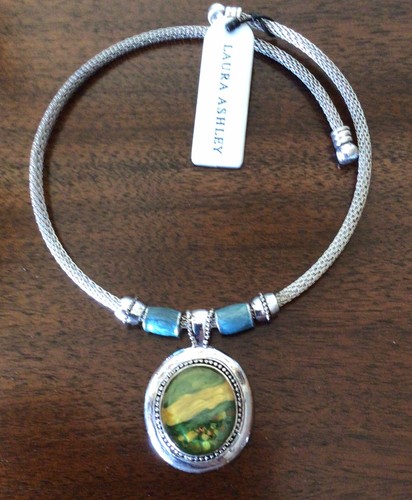 Laura ashley blue oval choker - laura,