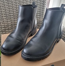 F & F Black Faux Leather  Chelsea Style Slip On Ankle Boots Size Uk 6 Eu 39