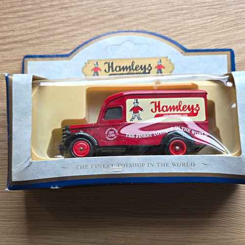 Hamleys 1950 bedford cwt - bedford, 30