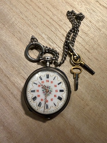 Antique key wind - key, pocket
