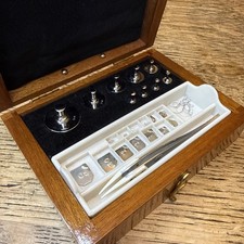 Laboratory Metric Gram Weights