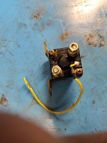 Suzuki 550 parts - suzuki, e