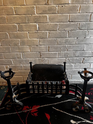 Beautiful cast iron - iron, firebasket