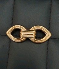 Vintage Trifari Gold Tone Bar
