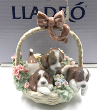 NEW LLADRO PORCELAIN PUPPIES