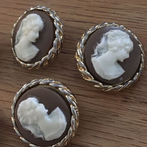 Rare vintage poududou - rare,
