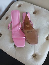 Ladies Strappy Shoes In Pink