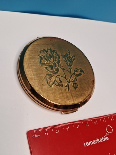 Vintage stratton gold tone - vintage,