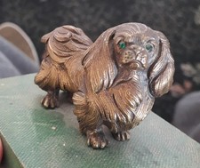 PEKINESE METAL DOG MODEL PEKINESE DOG FIGURINE ON WOODEN PLINTH