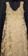 Allure Bridals Ivory Lace with Silk Underdress Wedding Dress Size UK12
