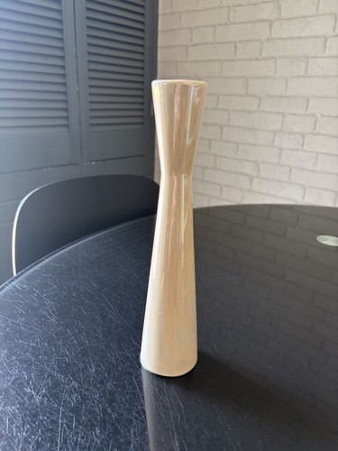 Cream coloured single stem - coloured,