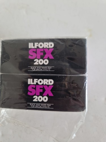 Ilford sfx 200 120 film - b&w,