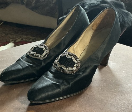 1920 black satin pilgrim - black,