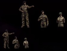 1/72 WW2 British Tank Crew X6