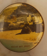 Gwenda Vintage Face Powder Jar