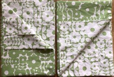 Cross Cross Stem Basil Green
