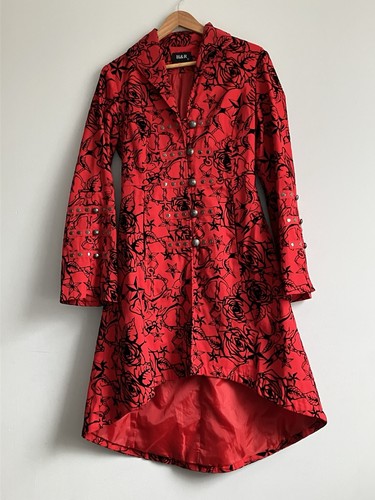 Red goth coat flocked - h&r,