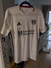 FULHAM FC HOME SHIRT -SIGNED