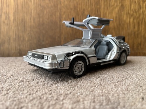 Welly delorean time machine - welly,