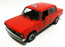 IXO, FIAT 125P Red Warsaw Taxi