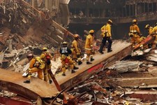 FDNY RESCUE WORKERS AT GROUND