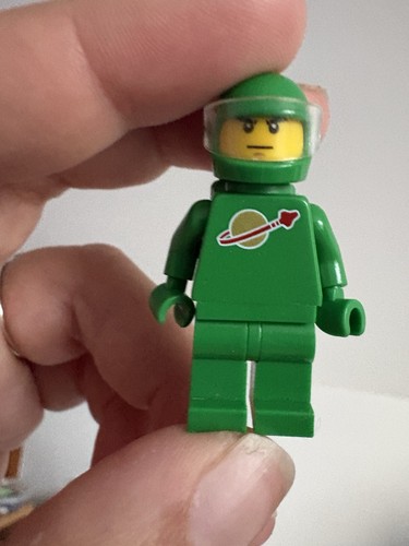 Exo suit 21109 - 21109, astronaut