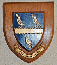 Vintage Repton School wall plaque shield crest coat of arms