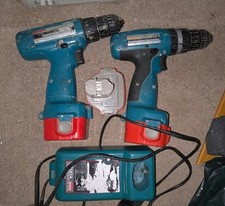 Makita 12v Drills With 3 Batteries And Charger Working Good,