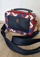 Tommy Hilfiger Crossbody Bag