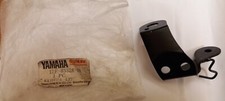 YAMAHA DT 125LC DT125 LC INDICATOR BRACKET FRONT RIGHT PART NO 17F-83328-00