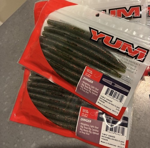 Yum red glitter fake worm - red, sea