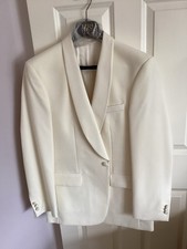 HR Tailoring Men’s Cream