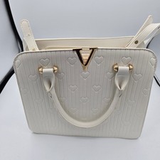 Chic White Heart Embossed