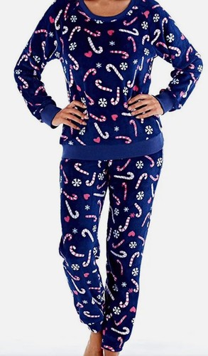 Studio candy cane snuggle - studio,