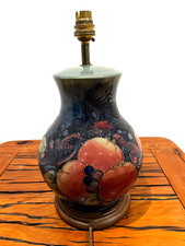 Classic Moorcroft table lamp -