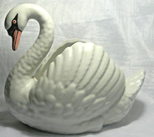 Vintage Dartmouth Pottery Large White Swan Planter Plant Pot Vase Stunning