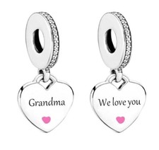 GRANDMA WE LOVE YOU CHARM
