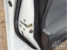 Toyota Auris Front Door Lock Left 2016 Estate 4/5dr E180 (13-18) 1.8 Hybrid