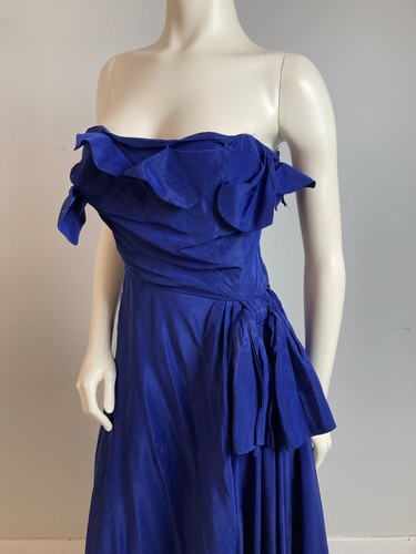 Vintage 1940s royal - vintage,