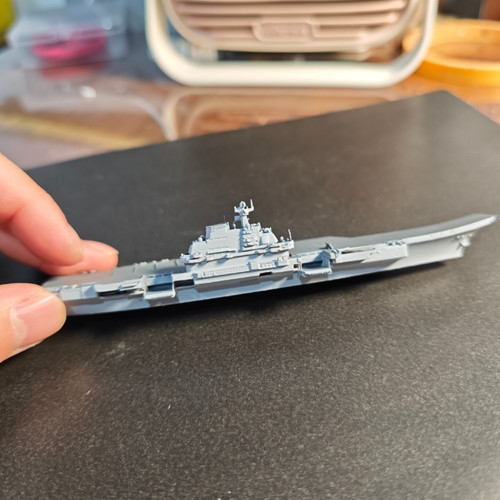 2000 liaoning aircraft - 1/2000,