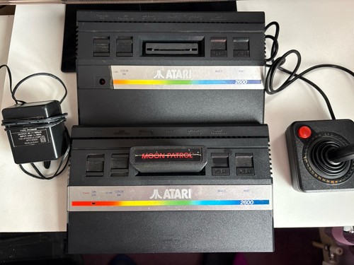 Atari 2600 junior two - 2600, (two